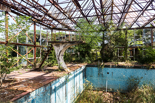 Nikon Naturalia Chronicle of Contemporary Ruins - Jonk Jimenez