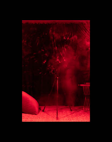 Phoxxi 72_Sepuya-Dark-Room-Studio-Mirror-0X5A8788-2021-6.7x10-on-11x14-sheet