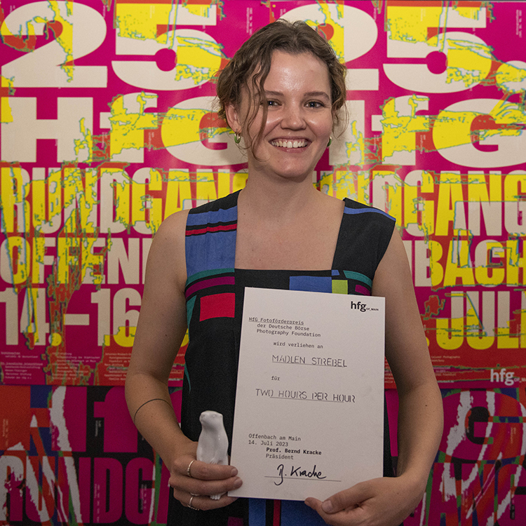 HfG Fotoförderpreis 2023_Madlen Strebel_Foto_HfG Offenbach, Haben Ghebregziabher wp HfG-Fotofoerderpreis-2023_Madlen-Strebel_Foto_HfG-Offenbach-Haben-Ghebregziabher