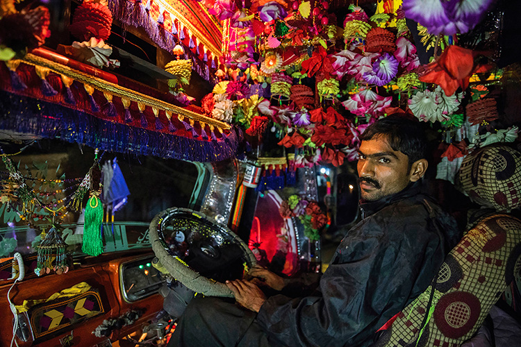 Sarah 838359 CARON 300DPI