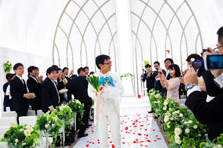 Jerome-Gence-Virtual-Singers-I-love-a-Hologram-44