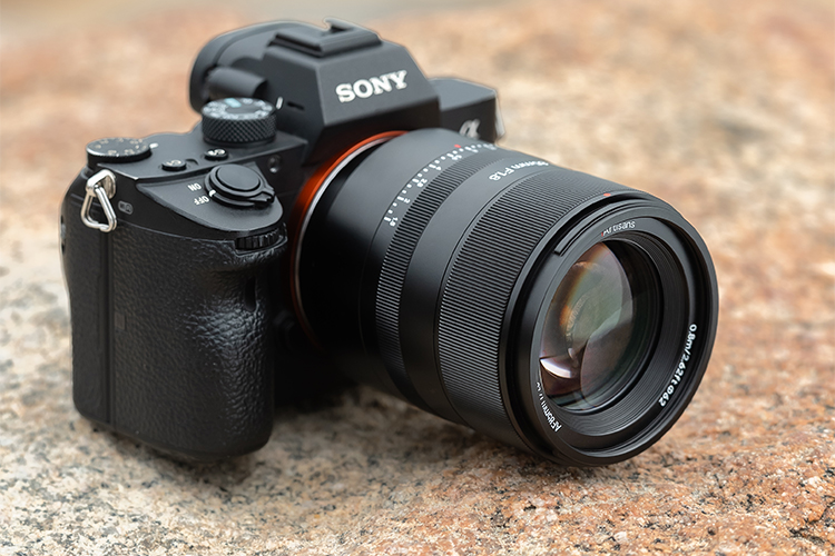 7 Artisan 85mmf1-8-E-Mount 4371643a-a08 wp