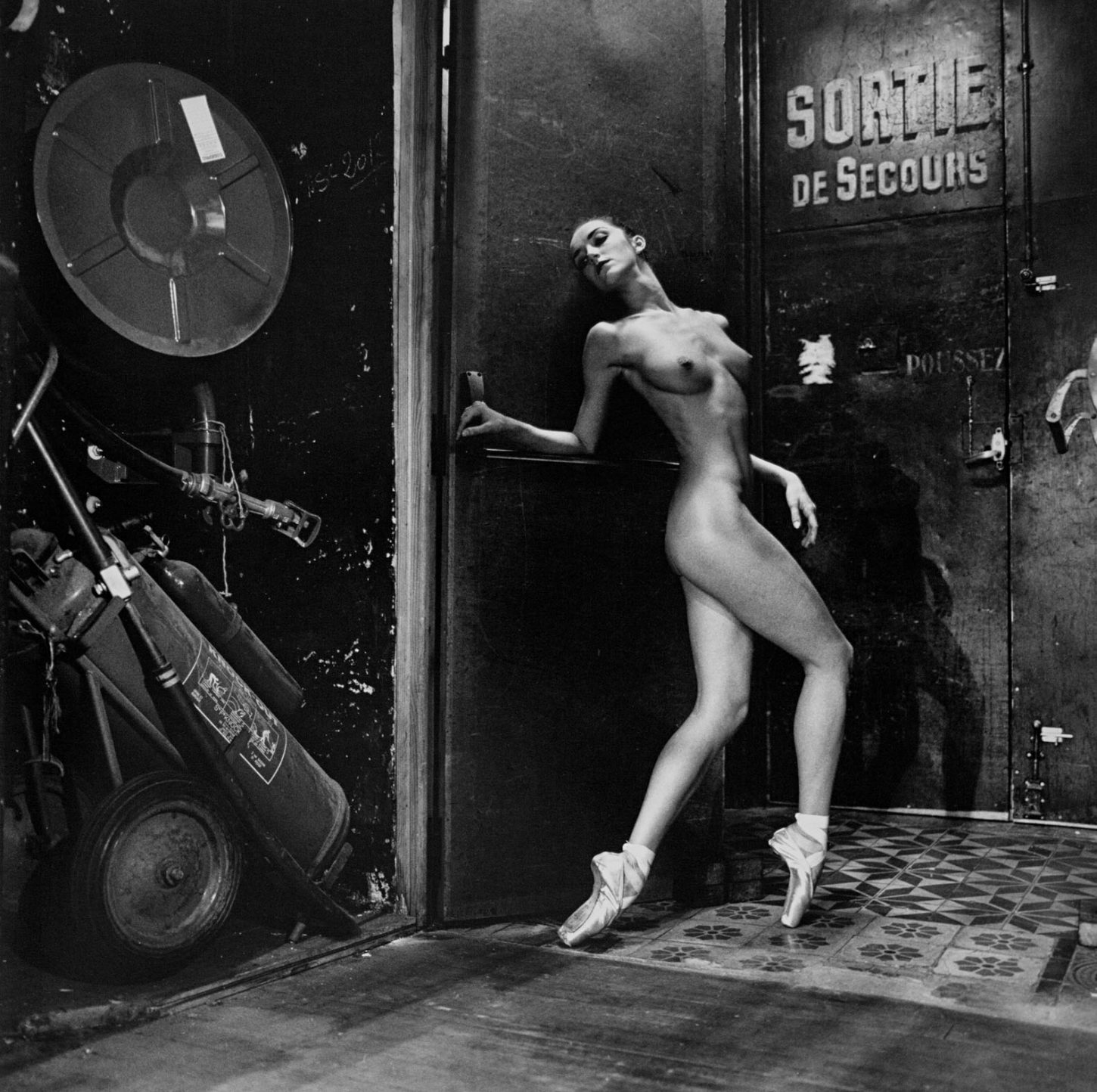 Helmut Newton Bernice Coppieters Les Ballets de Monte-Carlo 1992 copyright Helmut Newton Foundation Helmut Newton Bernice Coppieters Les Ballets de Monte-Carlo 1992 copyright Helmut Newton Foundation
