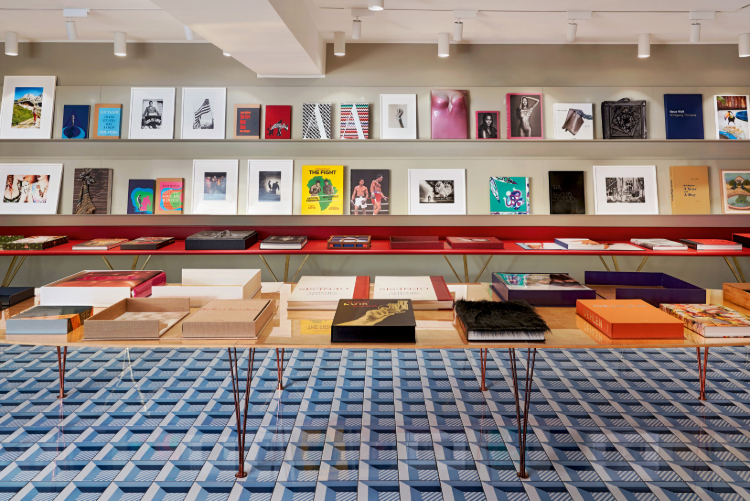 Der Kölner Neumarkt Store Der Kölner Neumarkt Store