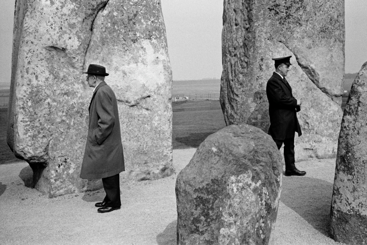 Stonehenge Wiltshire England 1976 © Martin Parr Magnum Photos Stonehenge Wiltshire England 1976 © Martin Parr Magnum Photos
