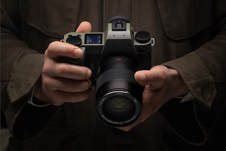 10661_Leica_SL3_Reporter_celebrate_LoRes_03 wp