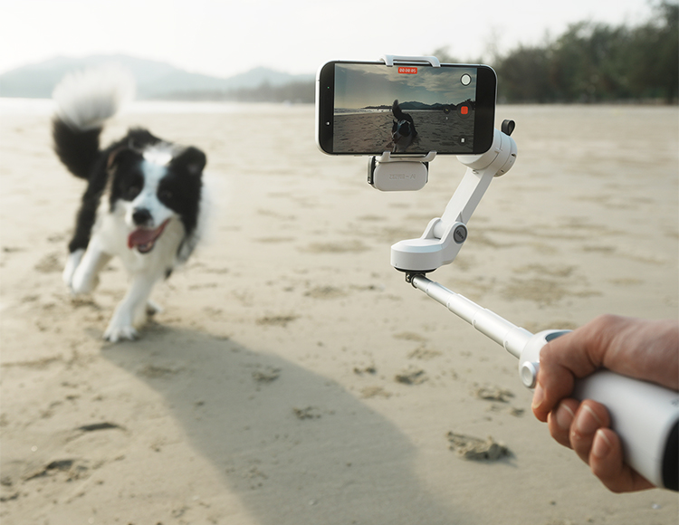 9. Built-in 215-mm Extension Pole. Built-in 215-mm Extension Pole wp