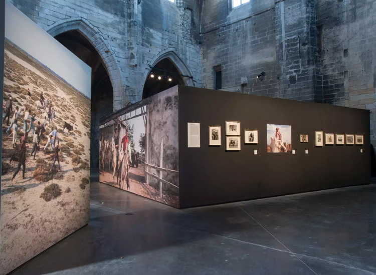 Beeindruckend die Ausstellungsorte in Arles wie unter anderem Klöster und Kirchen Beeindruckend die Ausstellungsorte in Arles wie unter anderem Klöster und Kirchen