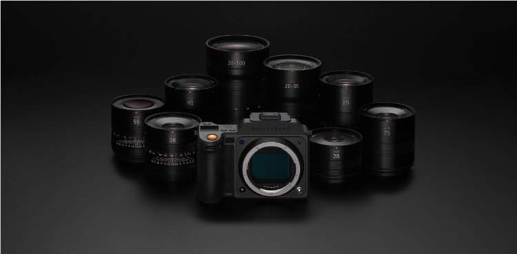 Eine Hasselblad X2D II 100C Kamera, zwei XCD-Objektive nach Wahl sowie ein Preisgeld von 5.000 Euro gehören zu den Gewinnen des Peises.