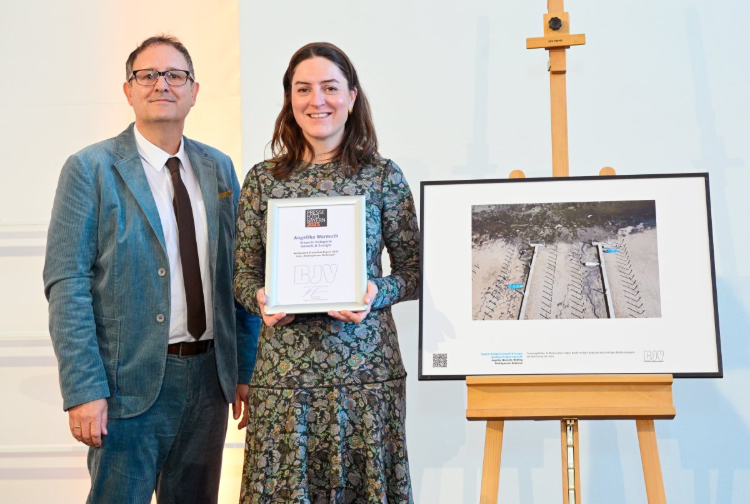 Die Siegerin in der Kategorie "Umwelt und Energie" ist Angelika Warmuth Foto Jim Albright